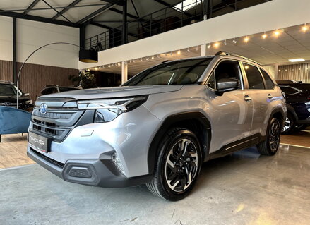 SUBARU FORESTER 2.0i-MHEV CVT Style XTRA
